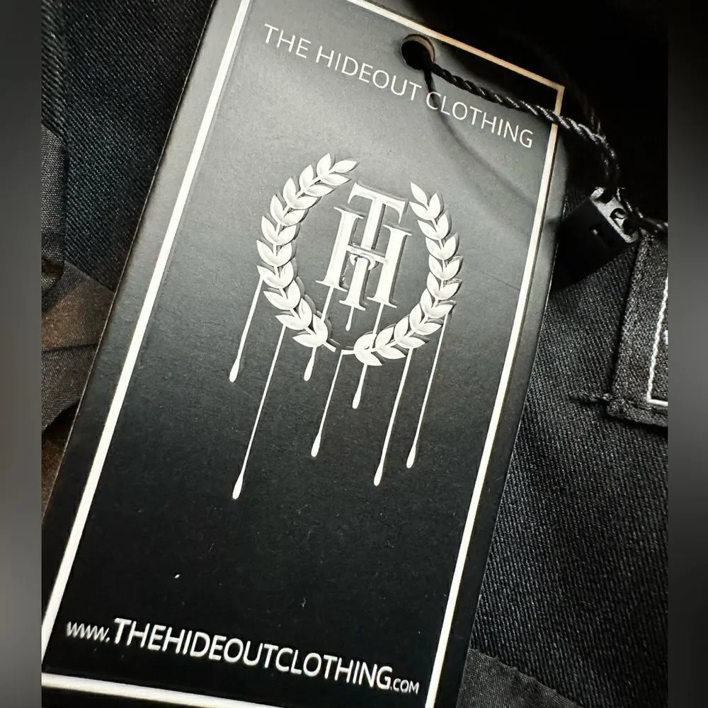 The Hideout Co only 200